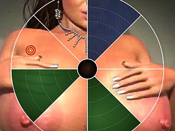 Nicole Darts 2